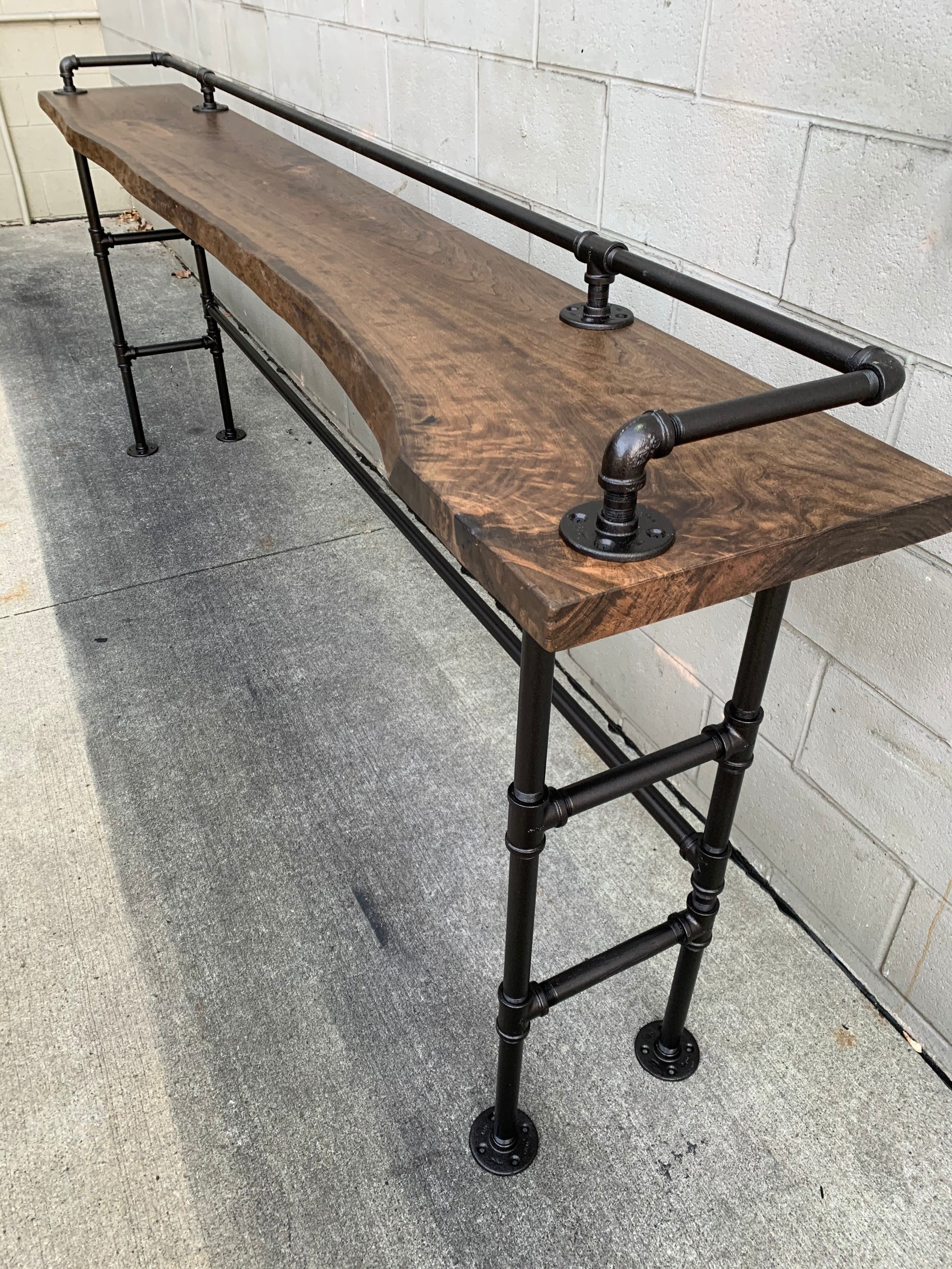 Chamblee sofa 2024 bar table