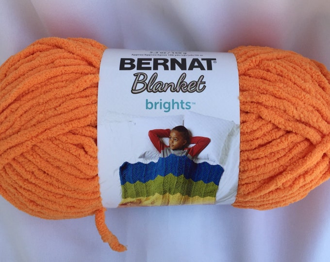 CARROT ORANGE 13002 Bernat Blanket Brights / 150g 5.3 Oz 108 Yards