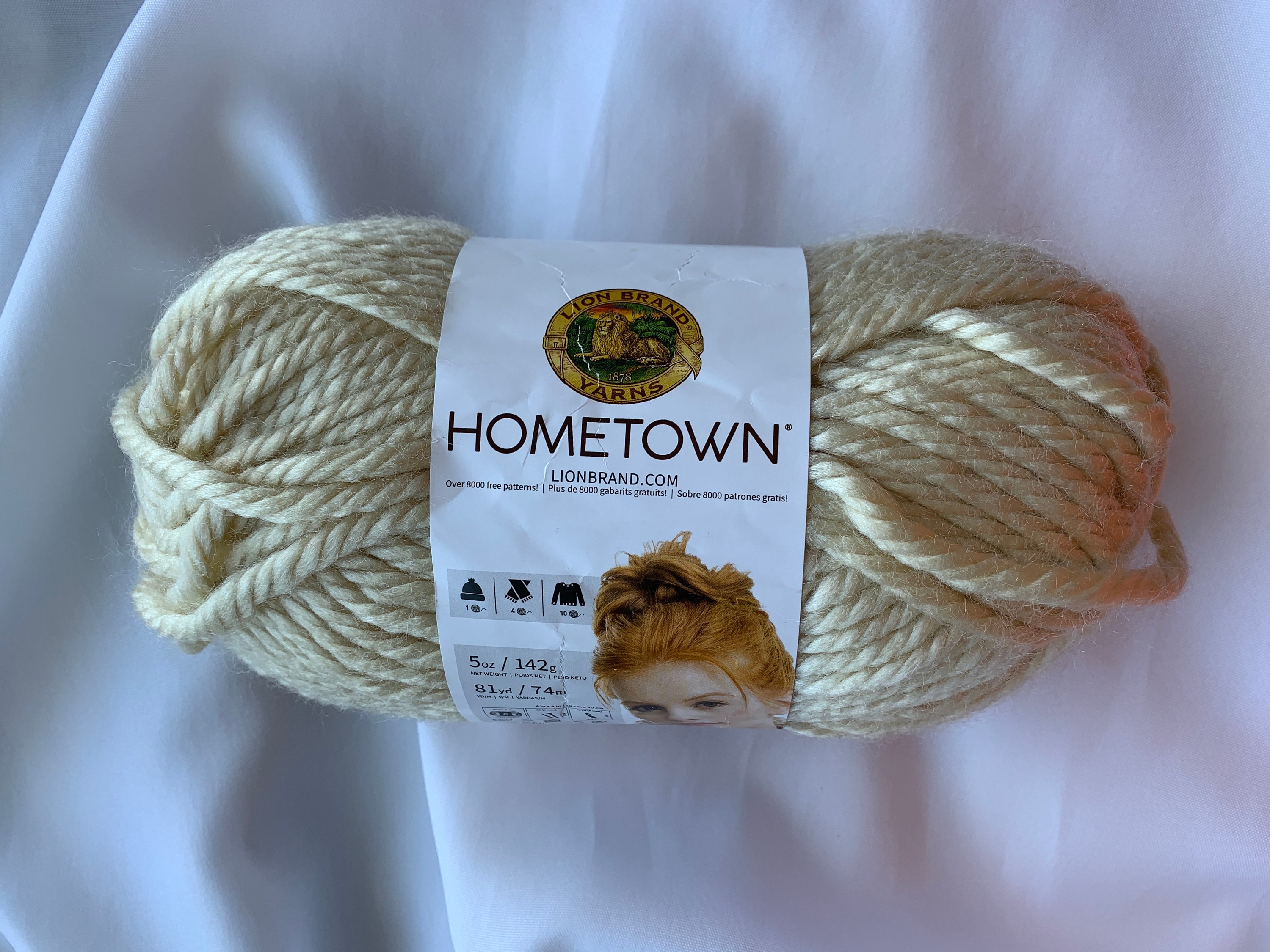 Los Angeles Tan 099 Hometown USA Lion Brand Super Bulky6 5 Oz 81 Yds  Acrylic Crochet Knit Winter Yarn scarf hat throw Blanket 