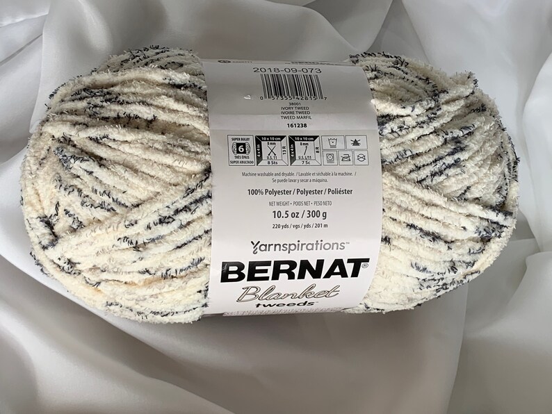 IVORY TWEED 38001 Bernat Blanket Yarn 10.5 oz skein Super Etsy