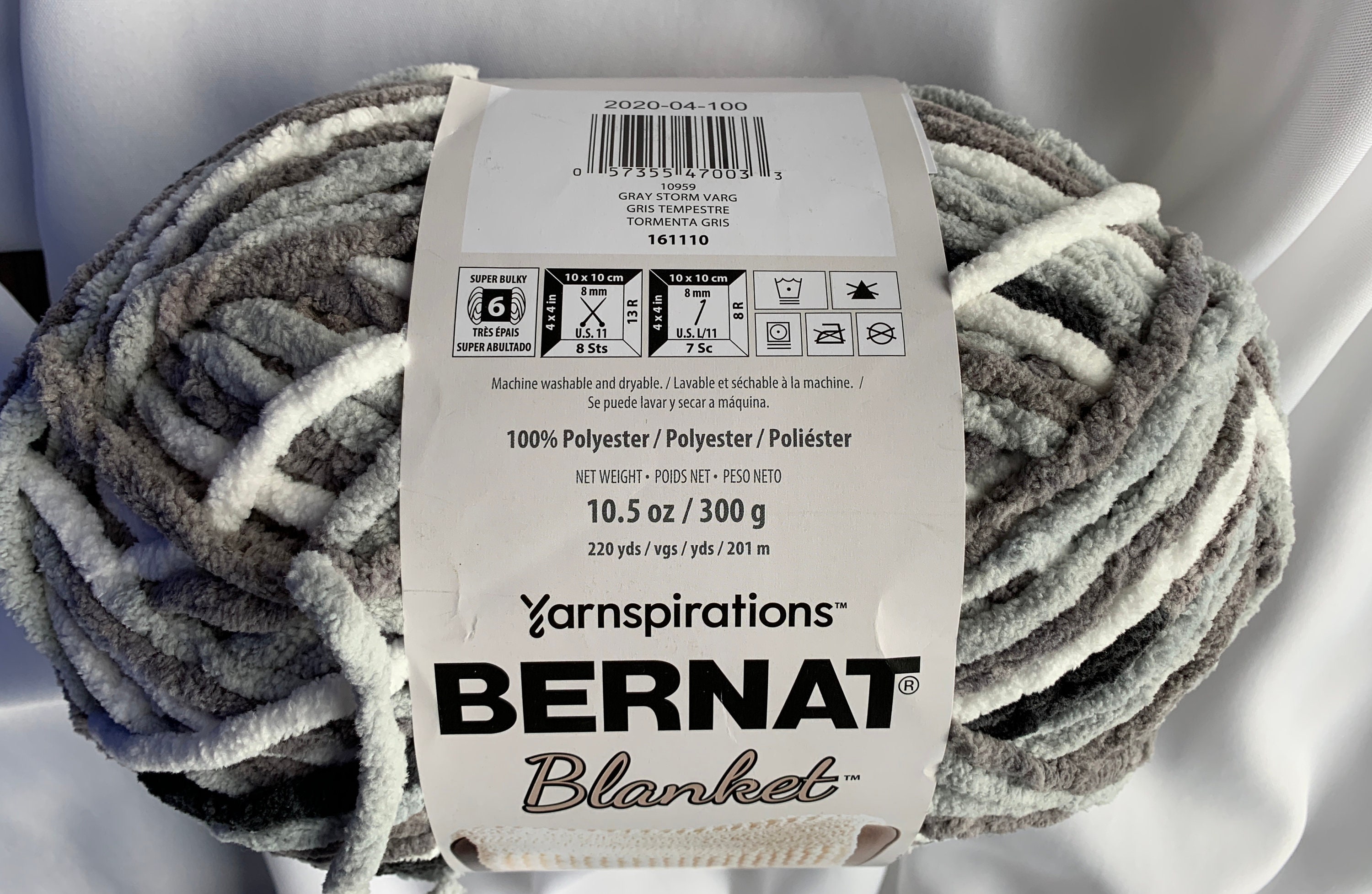 GRAY STORM VARG 10959 Bernat Blanket Yarn220yds10.5 oz300g Etsy