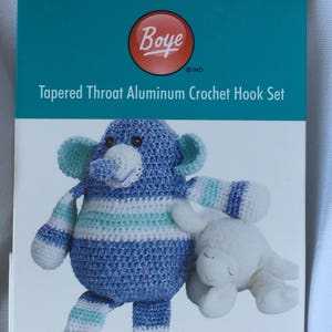 Boye Crochet Hooks Set of 8 Tapered Throat Aluminum Sizes D-K