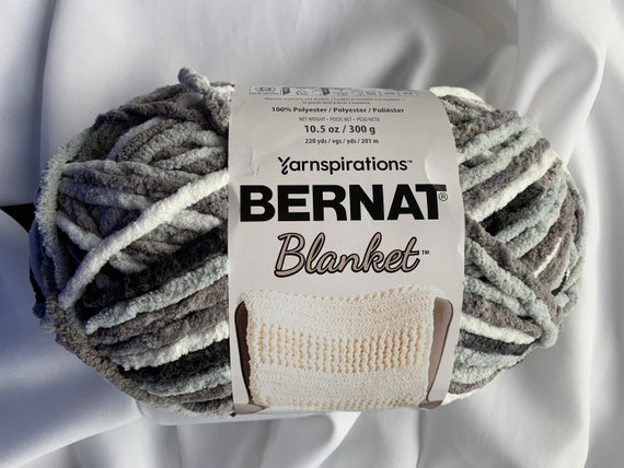 GRAY STORM VARG 10959 Bernat Blanket Yarn220yds10.5 Oz300g Super Bulky 6  Black White and Gray Yarn Crochet knitting Dcoyshouseofyarn -  Sweden