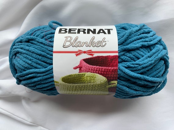Bernat Blanket 5.3oz/150g-Super Bulky 6-Blanket Yan soft 