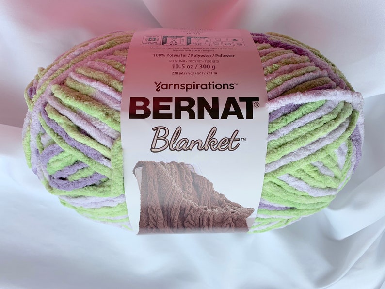LILAC LEAF Bernat Blanket Yarn 10240 220yds 10.5 Oz Etsy