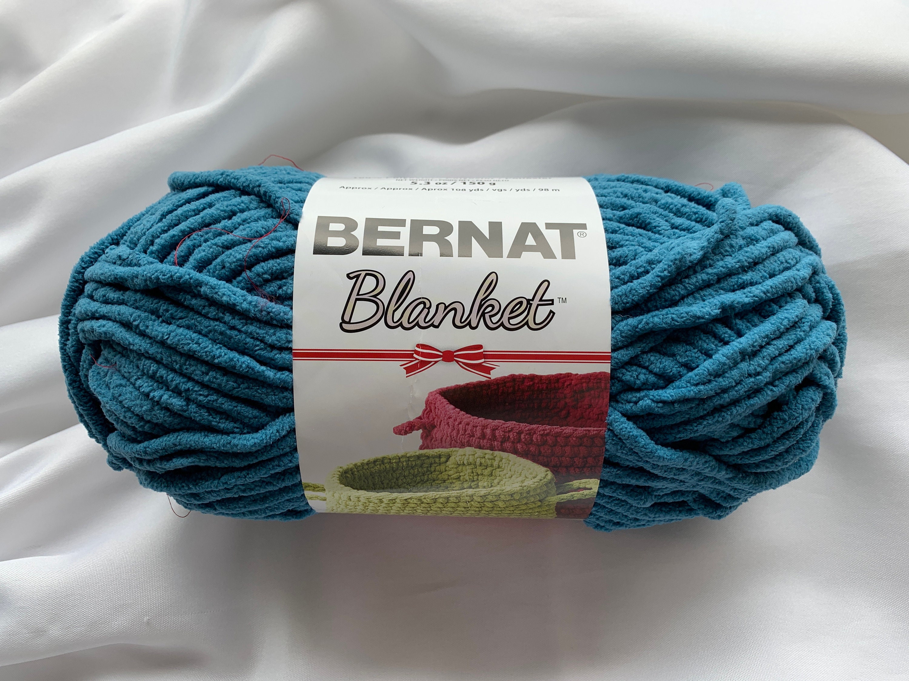  Bernat Blanket Yarn - Big Ball (10.5 oz) - 2 Pack with Pattern  Cards in Color (Tidepool)
