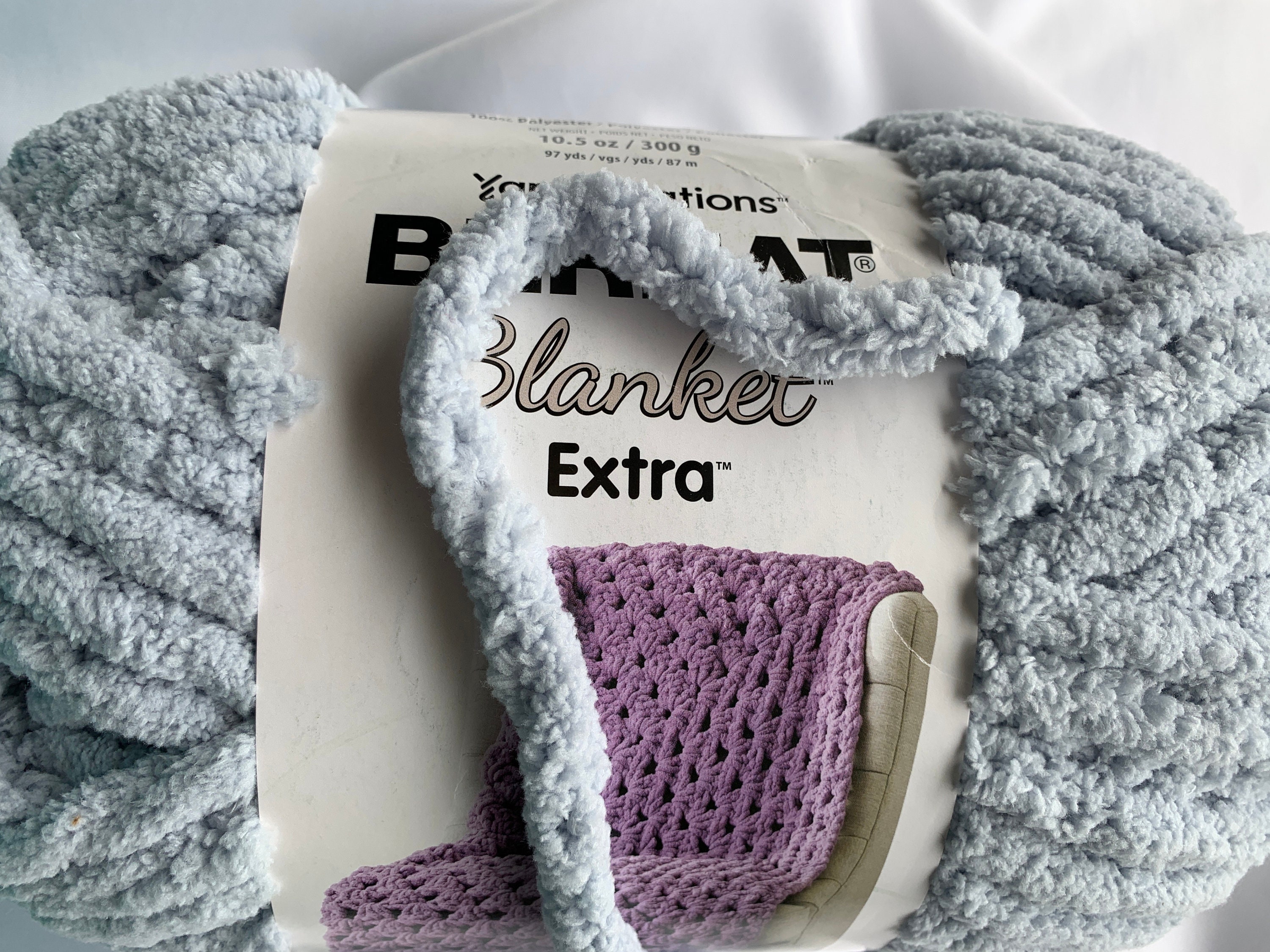 Bernat Blanket Extra Chunky Chenile Acrylic Yarn - 2 Pack of 300g/10.5oz #7  Jumbo Heavyweight Yarn for Knitting and Crocheting, Amigurumi, Thick