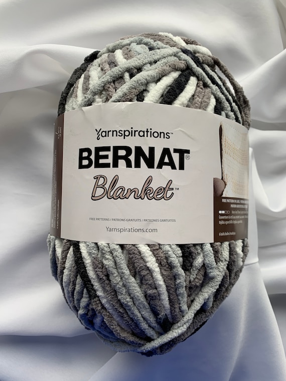 GRAY STORM VARG 10959 Bernat Blanket Yarn220yds10.5 Oz300g Super Bulky 6  Black White and Gray Yarn Crochet knitting Dcoyshouseofyarn -  Norway