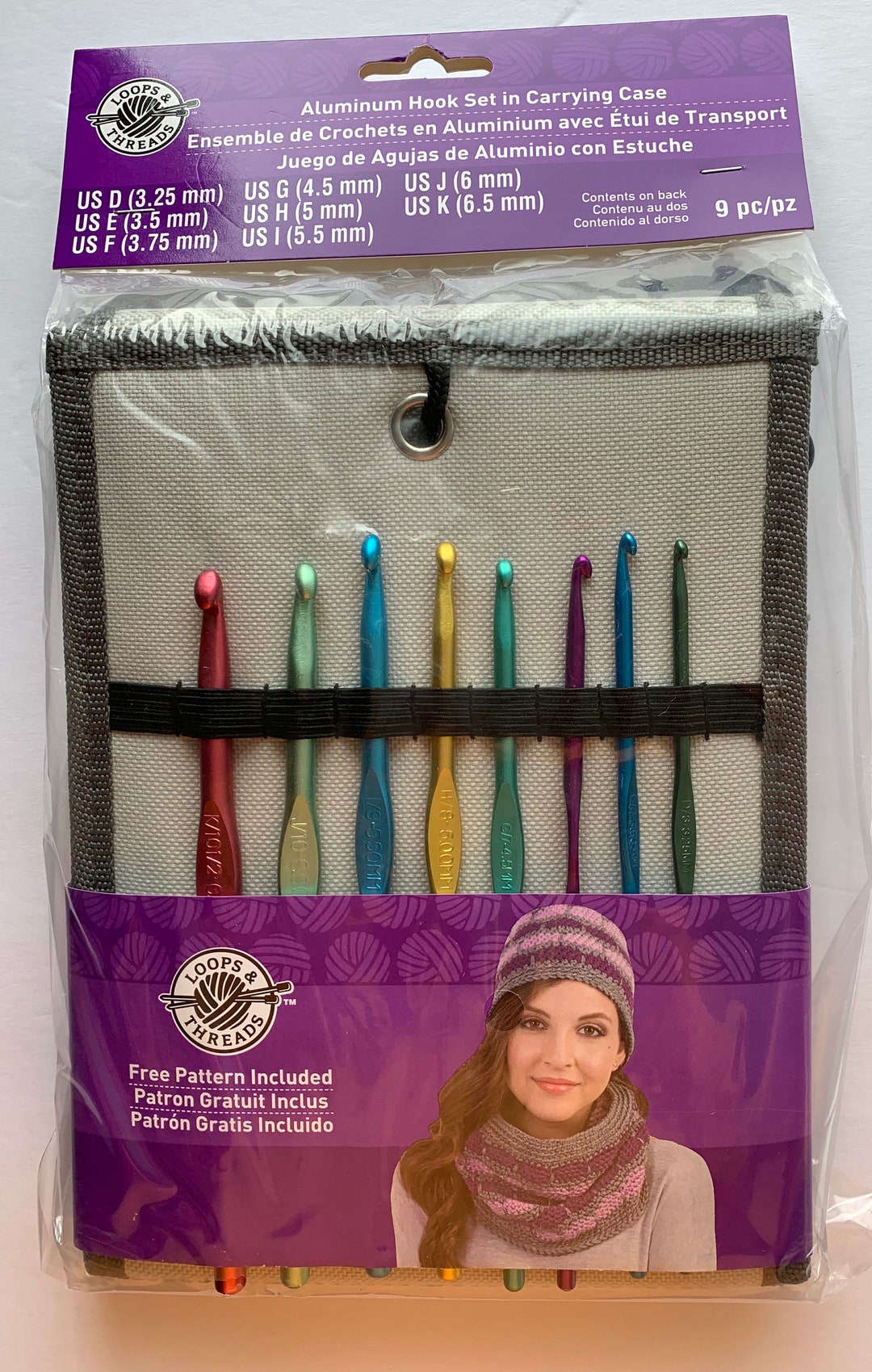 Aluminum Crochet Hook Set in Carry Case by Loops & Threads®