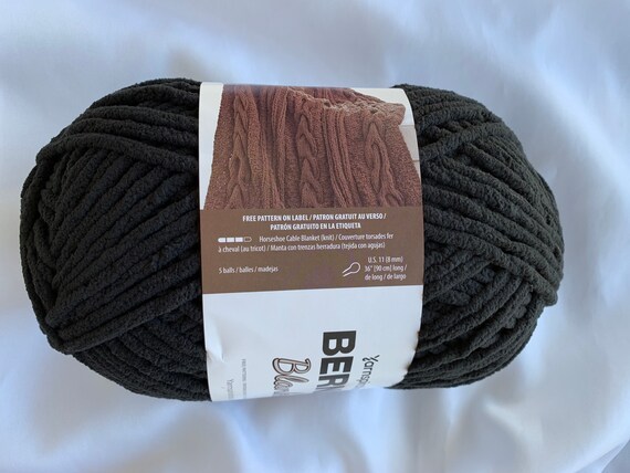 Bernat Blanket Yarn, Coal, 10.5 oz