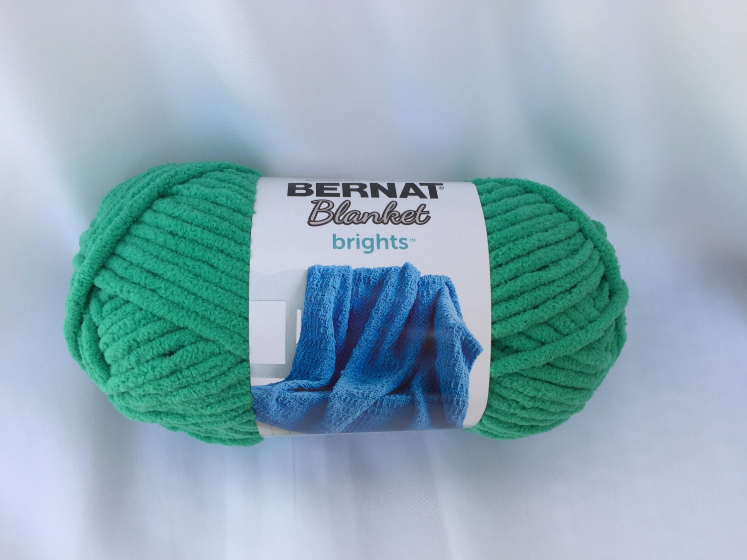 GO-GO GREEN 13004 Bernat Blanket Brights 150g 5.3 Oz 108 Yds Super Bulky 6 Bernat  Blanket Yarn Easy Care Yarn Dcoyshouseofyarn 