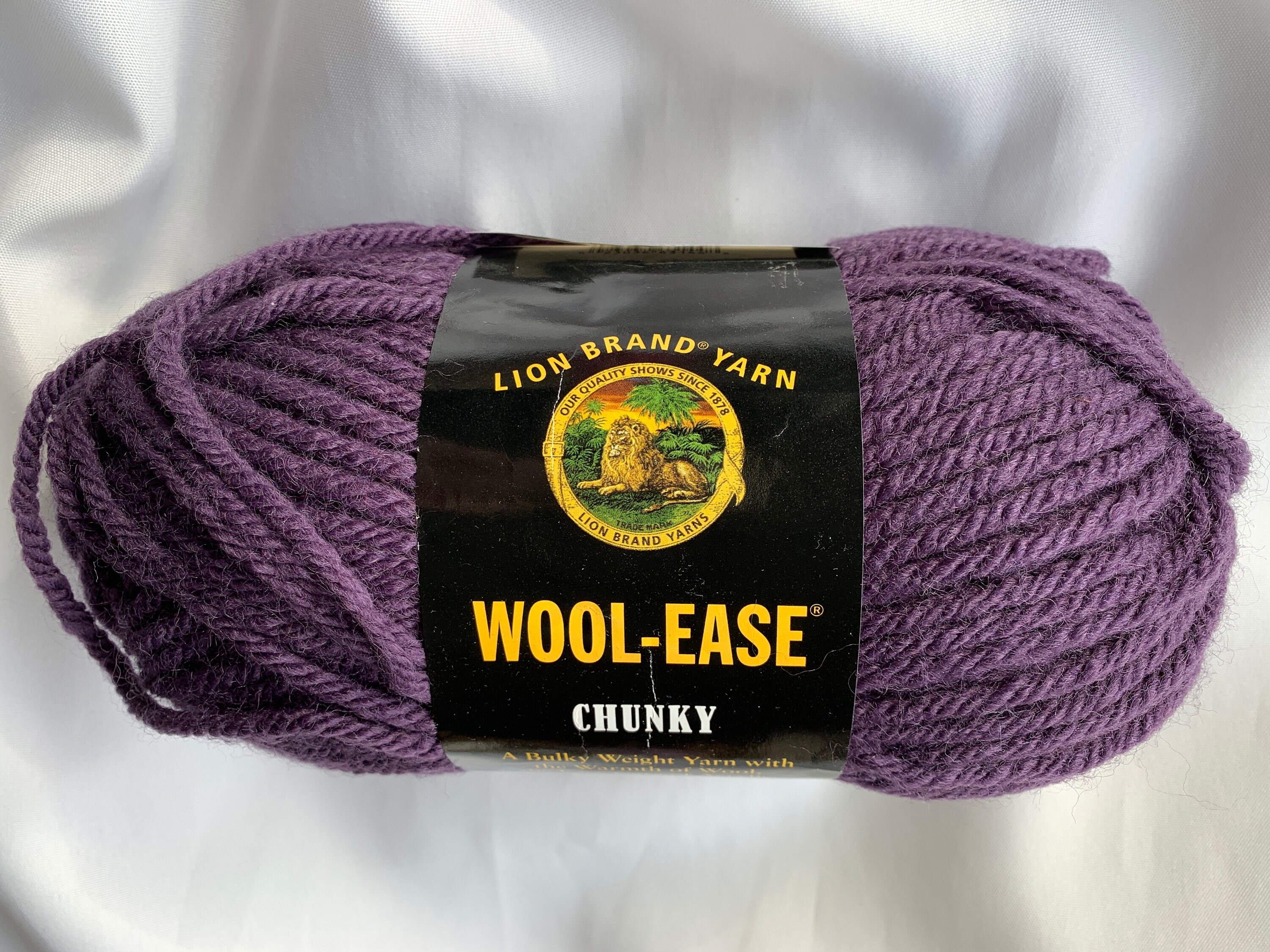 Wool Ease Yarn Lion Brand Yarns Eggplant Chunky 144 5 Oz Raspberry