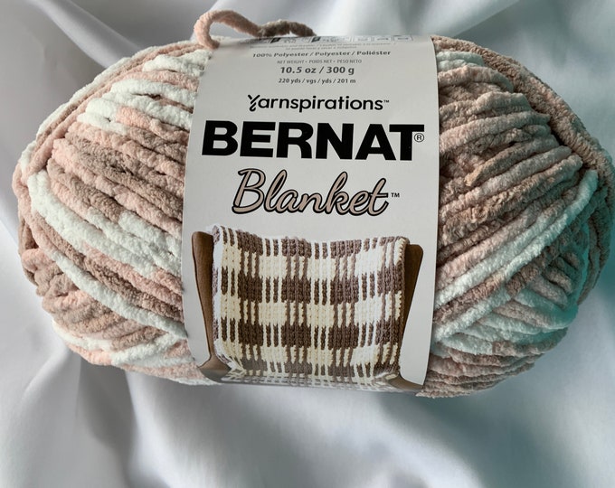 SALMON SAND VARG 10957 Bernat Blanket Yarn 10.5 Oz Skeins 220yds Skein