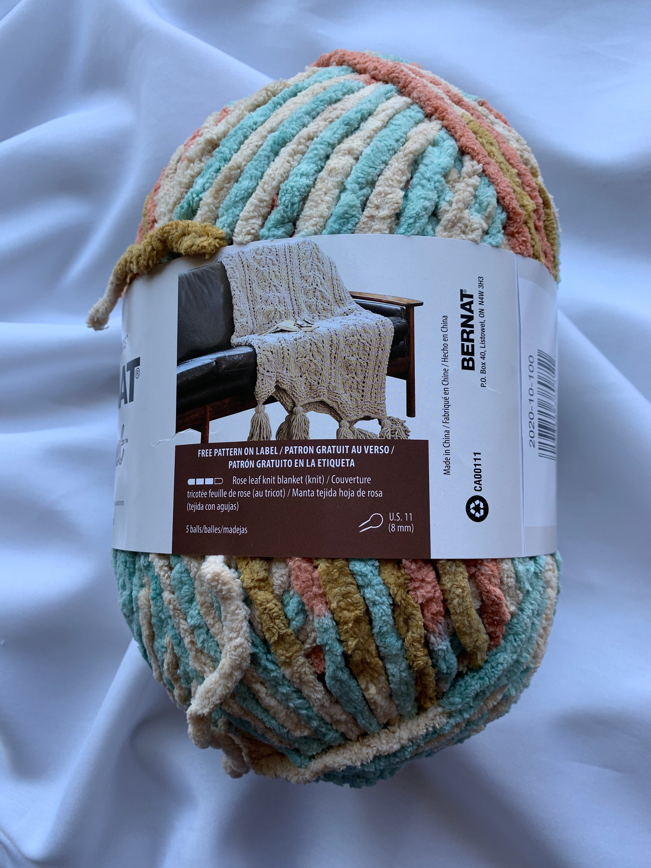 Bernat Blanket Yarn 10.5oz Cloudy Sky