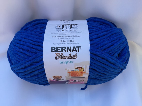 ROYAL BLUE 12006 Bernat Blanket Yarn 10.5 Oz Skein Super Bulky Wt. 6 Easy  Care Blanket Winter Hat and Scarf Dcoyshouseofyarn 