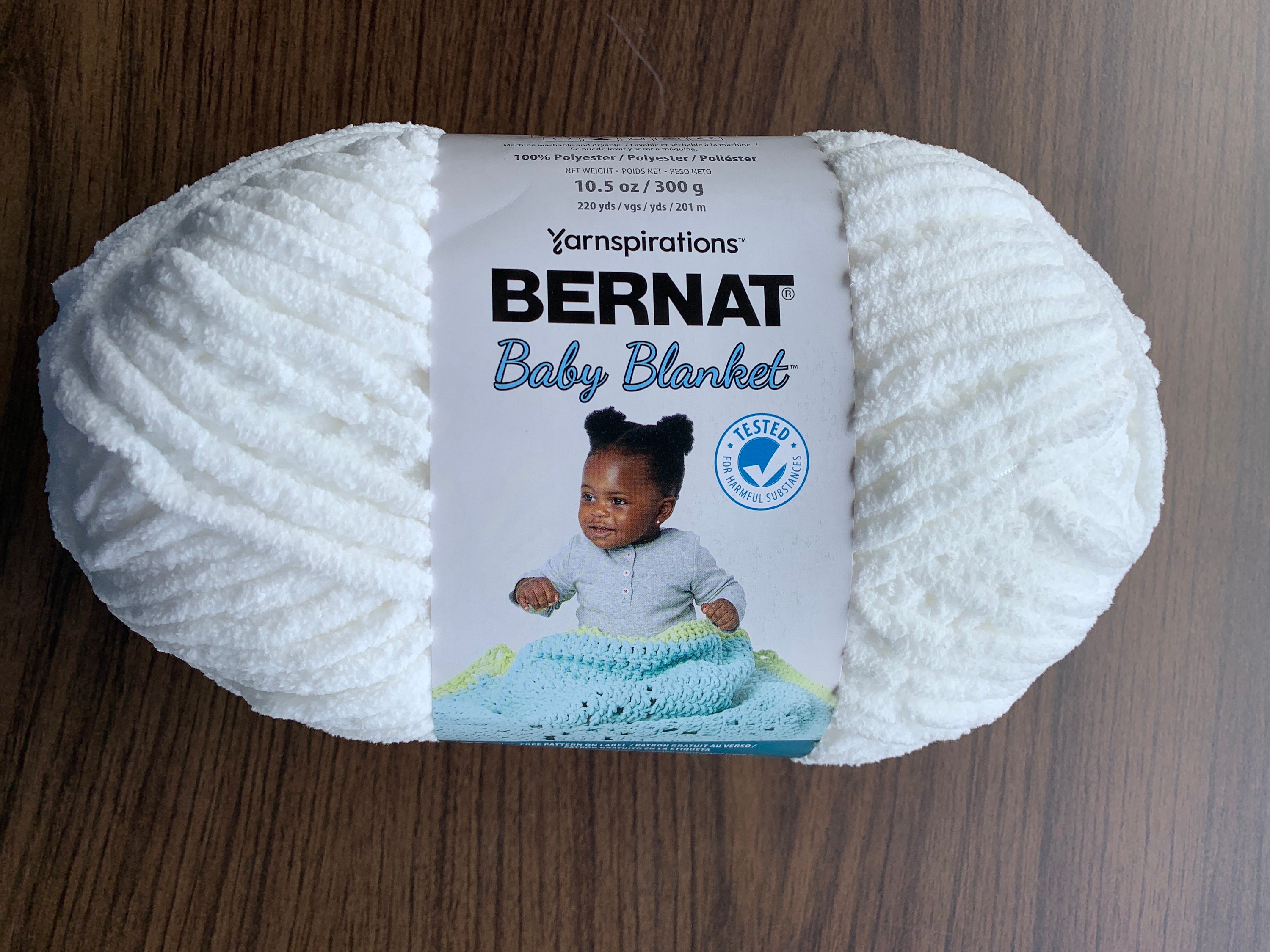 WHITE 04005 Bernat Baby Blanket Yarn220yds10.5 Oz300g Super Bulky