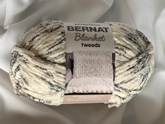 Bernat Blanket Yarn, Coal, 10.5 oz