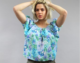 90s Blue Floral Puff Sleeves Babydoll Blouse. Vintage Romantic Lightweight Summer Top. Medium M