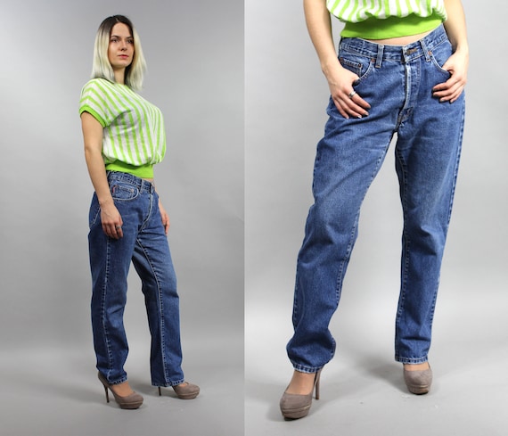 90s style baggy pants