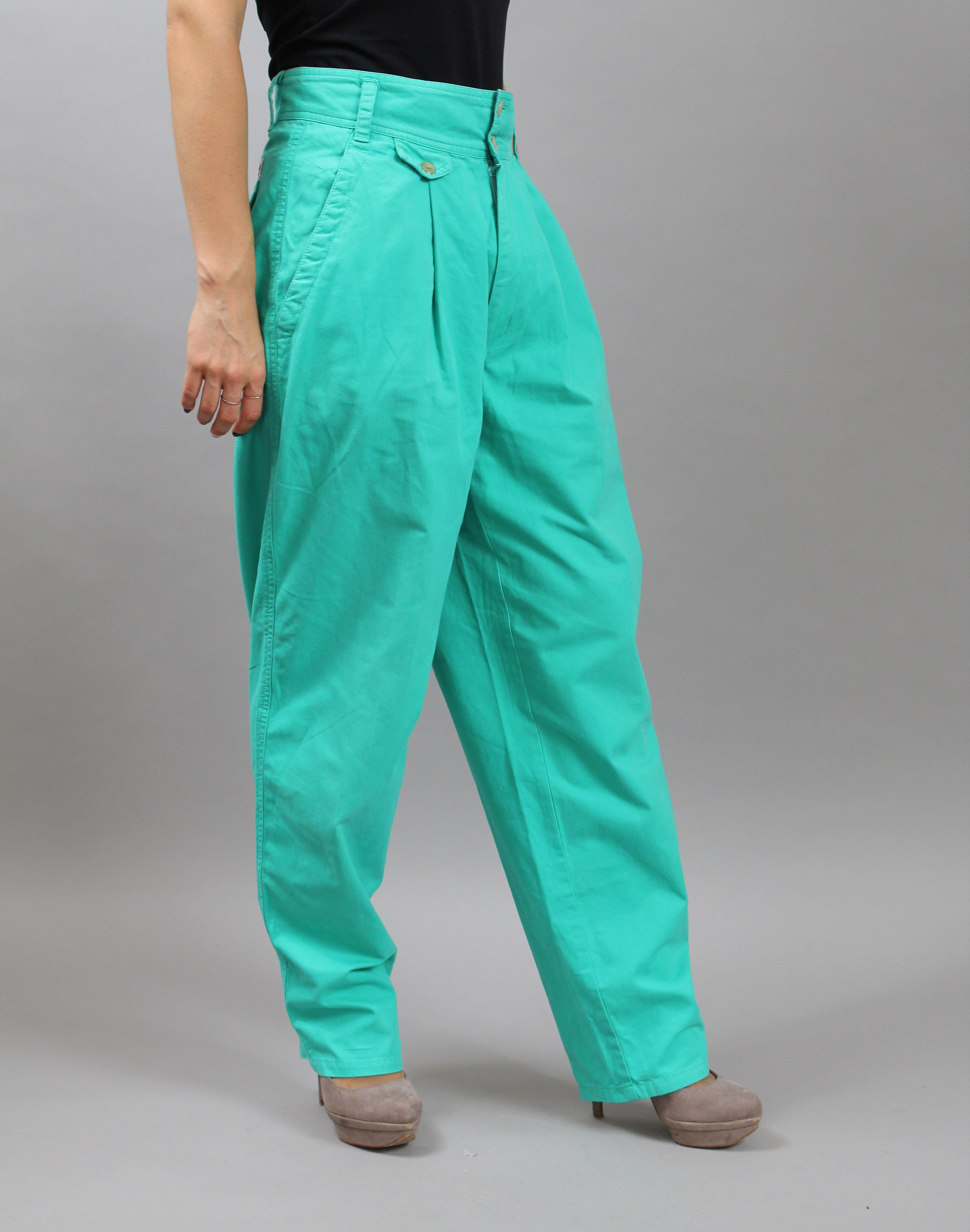 Vintage 80s Baggy High Waist Green Pants. Tapered Retro Moms