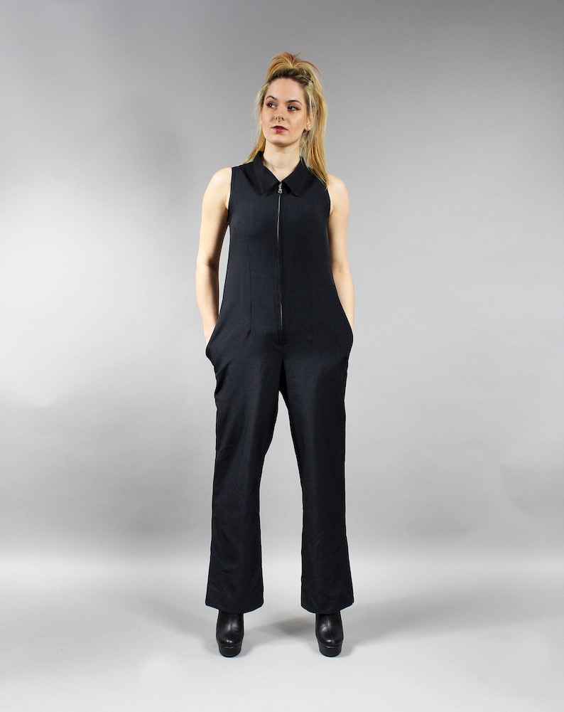 90s Black Jumpsuit . Sleeveless Mod Plaisuit . Vintage Palazzo Pants Onesie . Minimalist Women's Overalls Urban Black Dungarees Romper . S M imagem 2