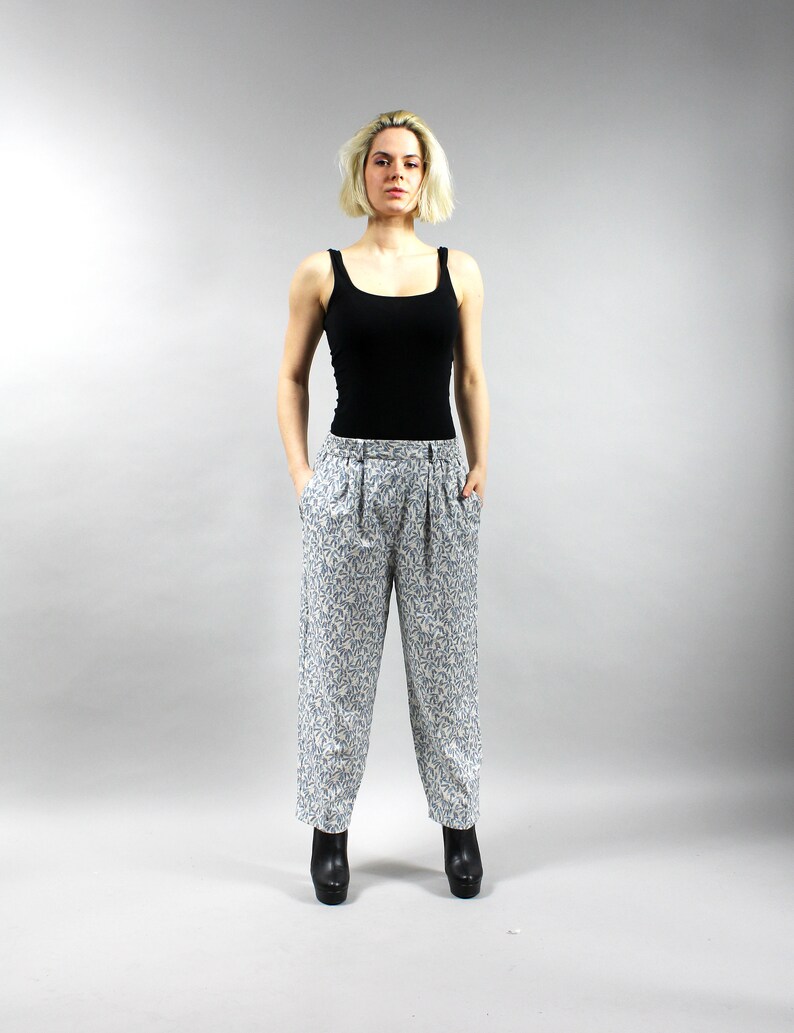 80s Loose Linen Blend Summer Pants. Tapered Leg High Waisted Baggy Trousers. S image 2