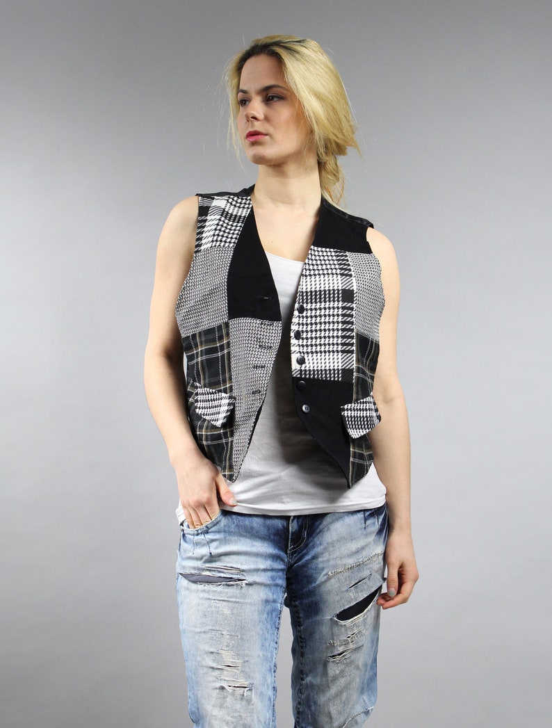 Steampunk Goth Button Down Cropped Sleeveless Jacket Petite Vest M Vintage Grunge Black White Gilet 90s Black Patchwork Plaid Crop Vest