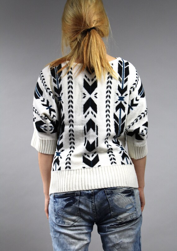 Vintage Boho Arrow Print White Knit Blouse. Aztec… - image 8