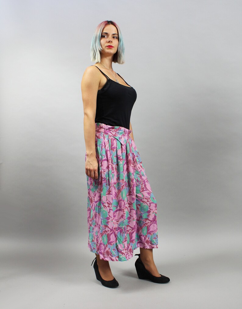 90s Boho Palazzo Pants. Purple Culottes. Abstract Floral Print Baggy Pleated Skorts. Vintage Baggy High Waist Trousers. S Small image 5