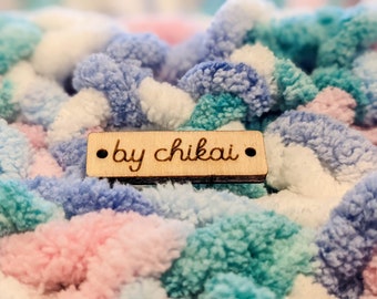 10 x 30mm Étiquettes en bois, Étiquettes rectangulaires personnalisées, Étiquettes à tricoter, Étiquettes personnalisées pour vêtements, étiquettes pour produits faits à la main