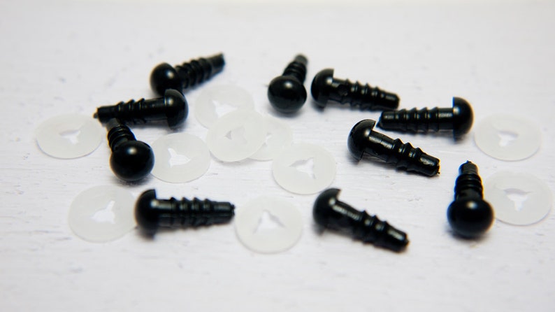10 5 pairs x 6mm safety eyes in black plastic for doll, crochet, plushies image 1