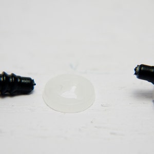 10 5 pairs x 6mm safety eyes in black plastic for doll, crochet, plushies image 3