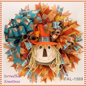 Fall Wreath; Scarecrow Wreath; Fall Wreath; Autumn Wreath; Wreath for Front Door or Wall; Mesh Wreath