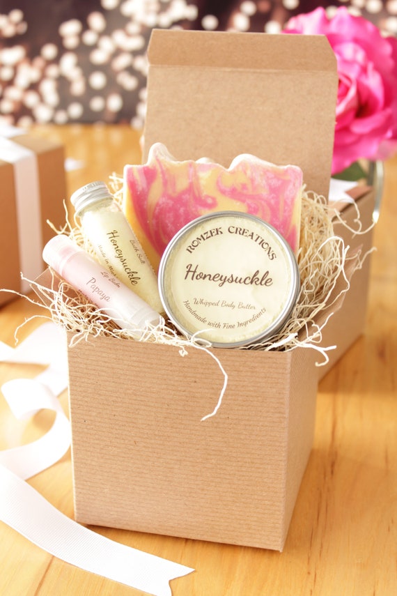 Good Hostess Gifts For Baby Shower 1 Make sure you two get a good