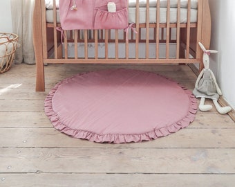 Round linen playmat with a ruffle. Soft linen mat for kids.