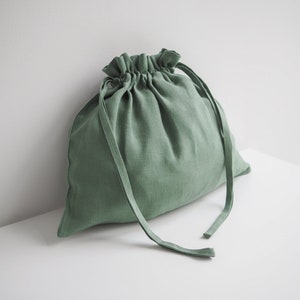 Sac à cordon en lin. Pochette en lin, sac à lunch écologique en vert eucalyptus.