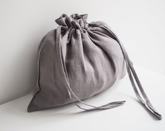 Linen drawstring bag. Linen storage bag for handbags and shoes in true gray.