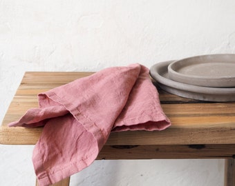 Dusty pink linen napkin. Stonewashed linen. Linen cloth napkin