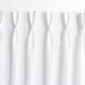 Cortinas francesas plissadas. Cortina de pregas duplas feita de linho grosso.