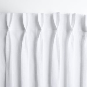 Cortina francesa doble de lino plisado. Cortinas transparentes francesas plisadas de muselina de lino.