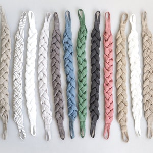 Braided linen curtain hold-back made of heavy linen (280 g/m2) / curtain braid - multiple colors.