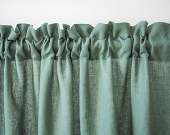 Green linen curtain. MEDIUM LINEN (160 g/m2) / 1 pcs