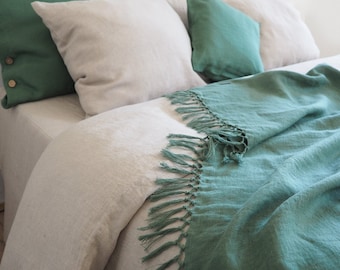 Eucalyptus green linen blanket with fringes. boho bed throw. summer blanket.