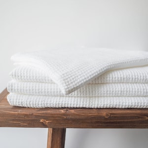 Spa waffle linen towel. bath towel made from soft 100% waffle linen.