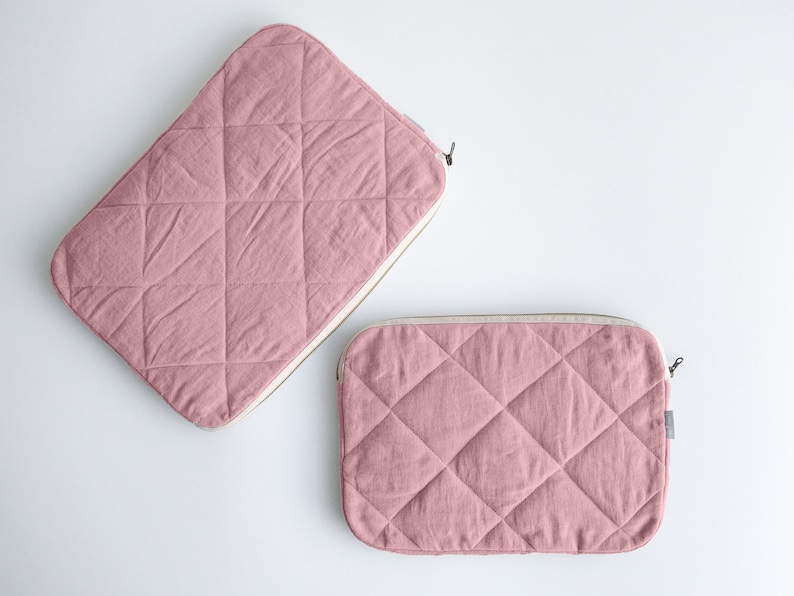 Dusty Pink quilted Laptop Case with Soft Padding. Handmade Laptop Case. image 2