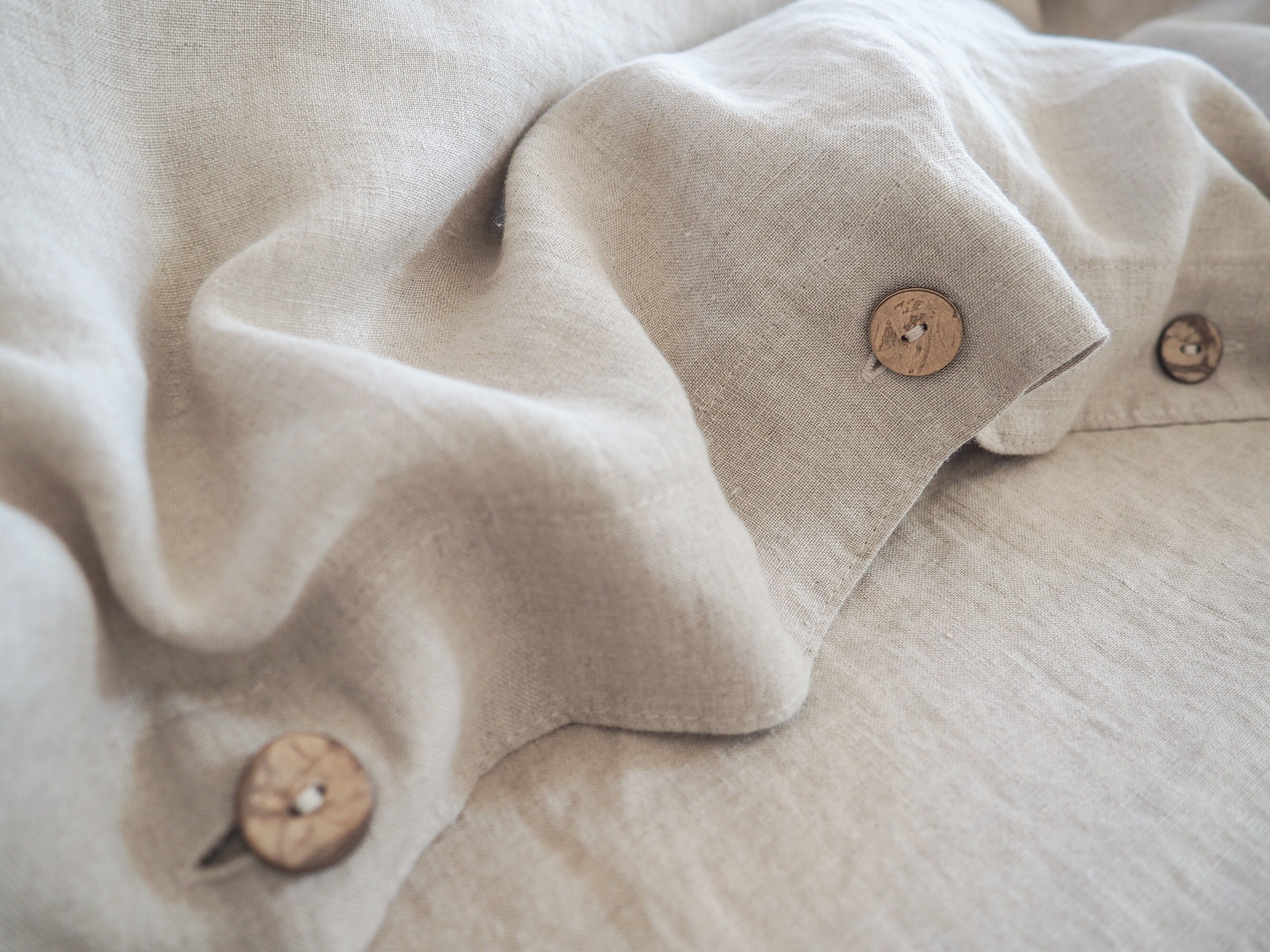 Natural Linen Duvet Cover With Coconut Buttons or a Zipper Etsy UK