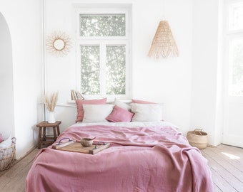 Durable linen blanket queen size, king size. stonewashed. dusty pink bed throw. linen bedspread. heavy weight linen coverlet.