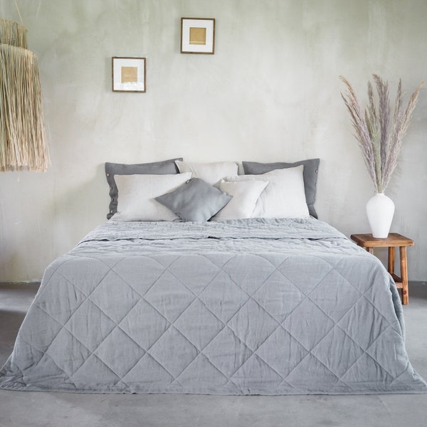 Quilted linen blanket with hemp filling. True gray quilted bed cover.