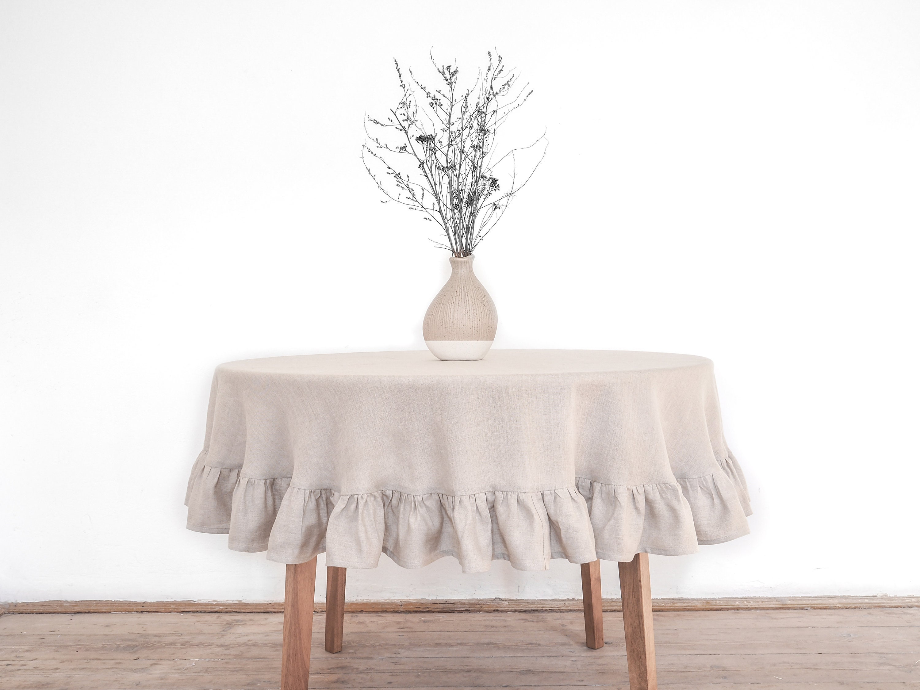 Round linen tablecloth deals