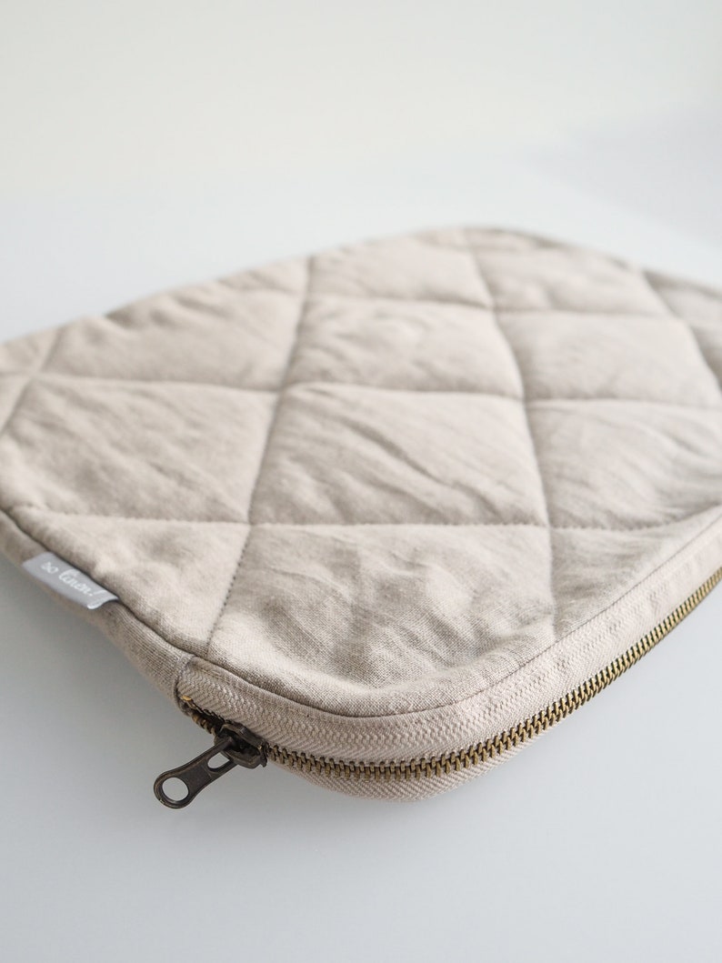 Natural Linen Laptop Sleeve with Soft Padding. Eco-Friendly Linen Laptop Sleeve. image 2